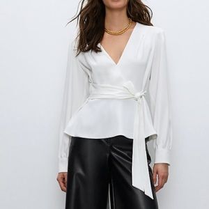 Aritzia Bello Blouse